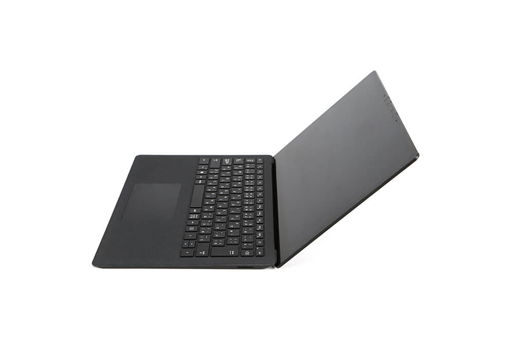 「Surface Laptop2」側面画像135度斜め
